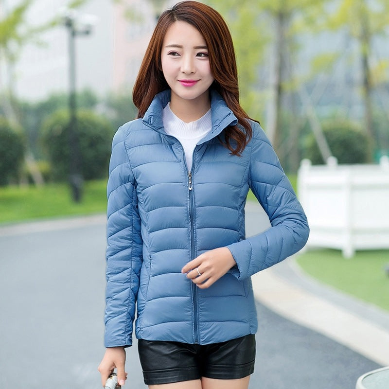 Lightweight Quilted Puffer Jacket with a Stand Collar and Slim Fit