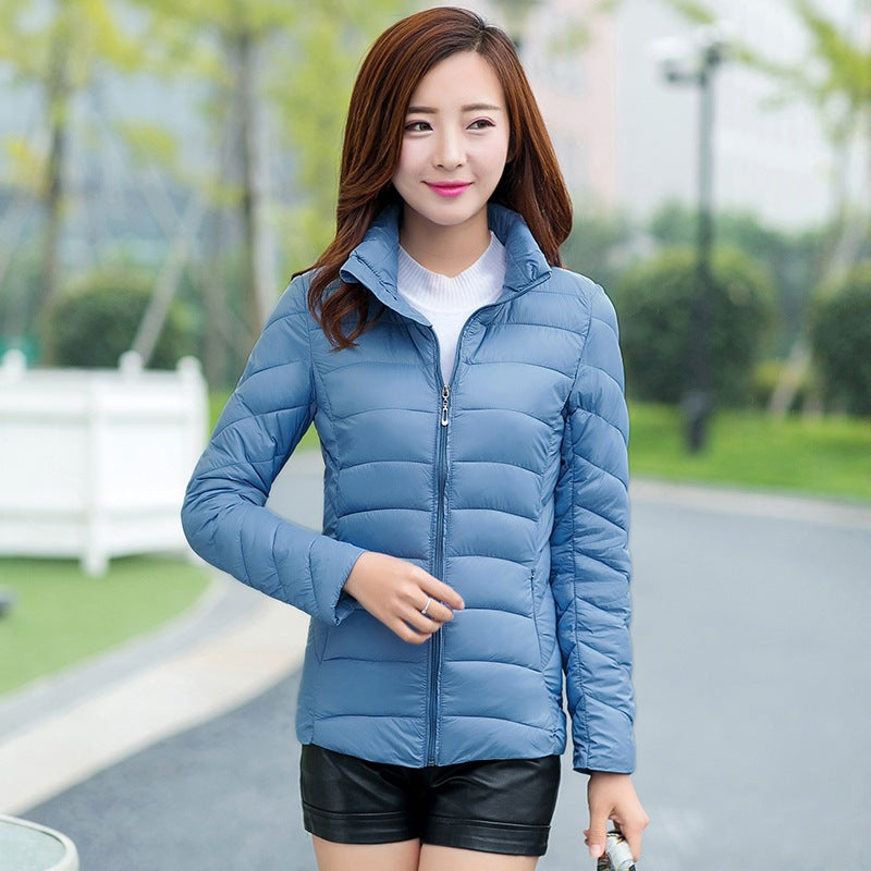 Lightweight Quilted Puffer Jacket with a Stand Collar and Slim Fit
